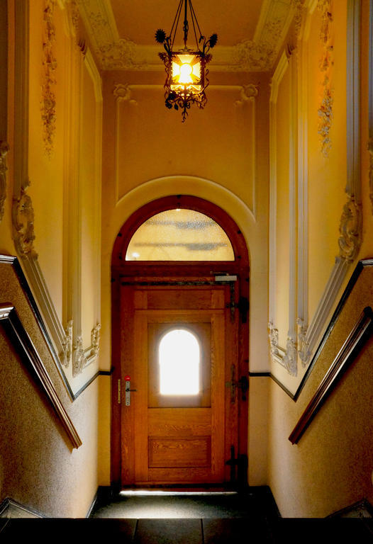 Hotel Zum Scheppen Eck Wiesbaden Bagian luar foto